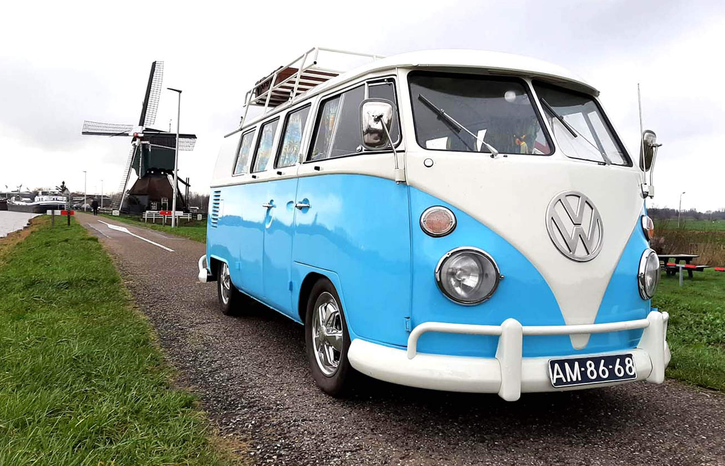 Huureenoldtimer T1 VW busje Blue Sky1 Header slider