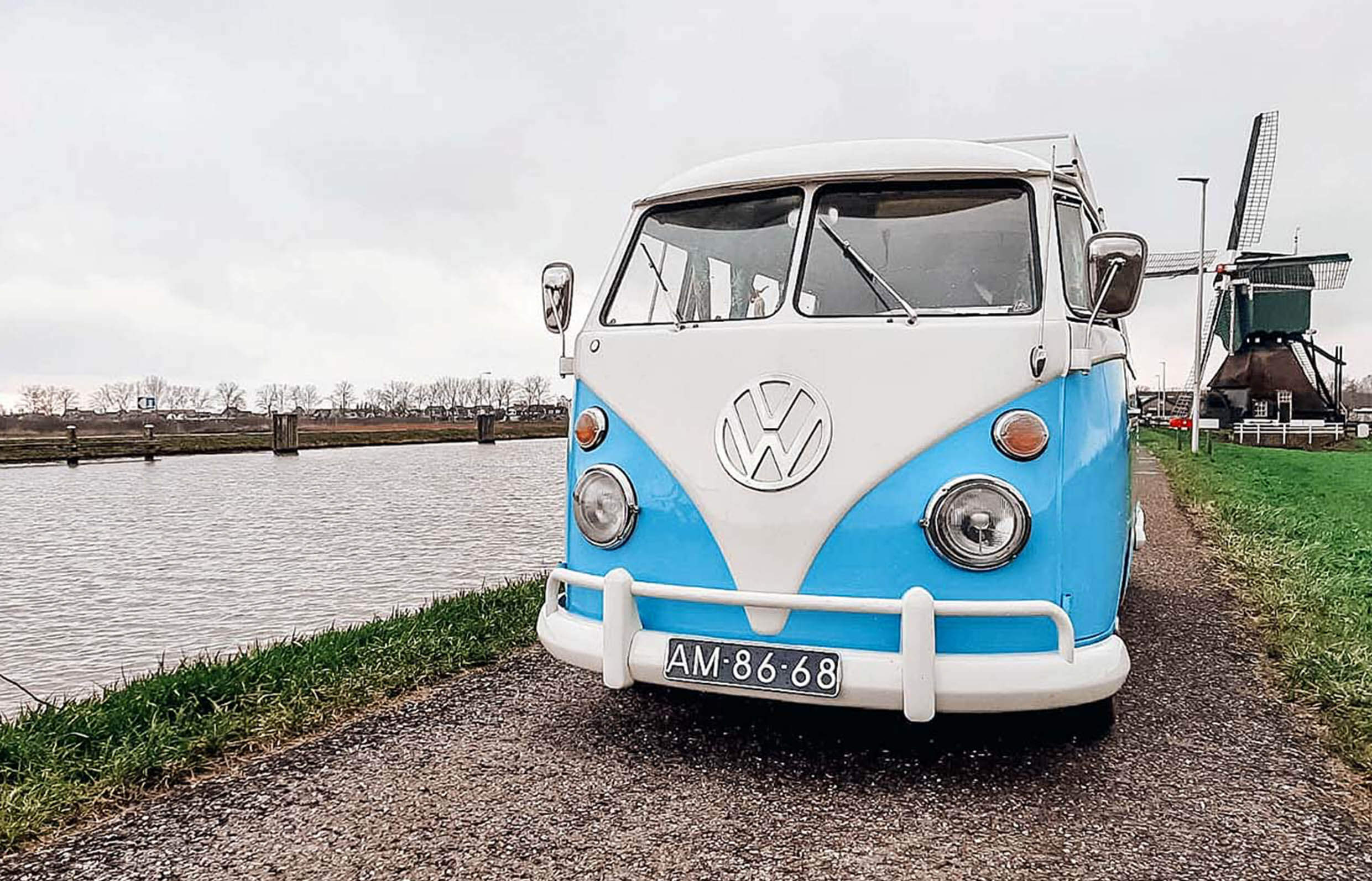 Huureenoldtimer T1 VW busje Blue Sky2 Header slider