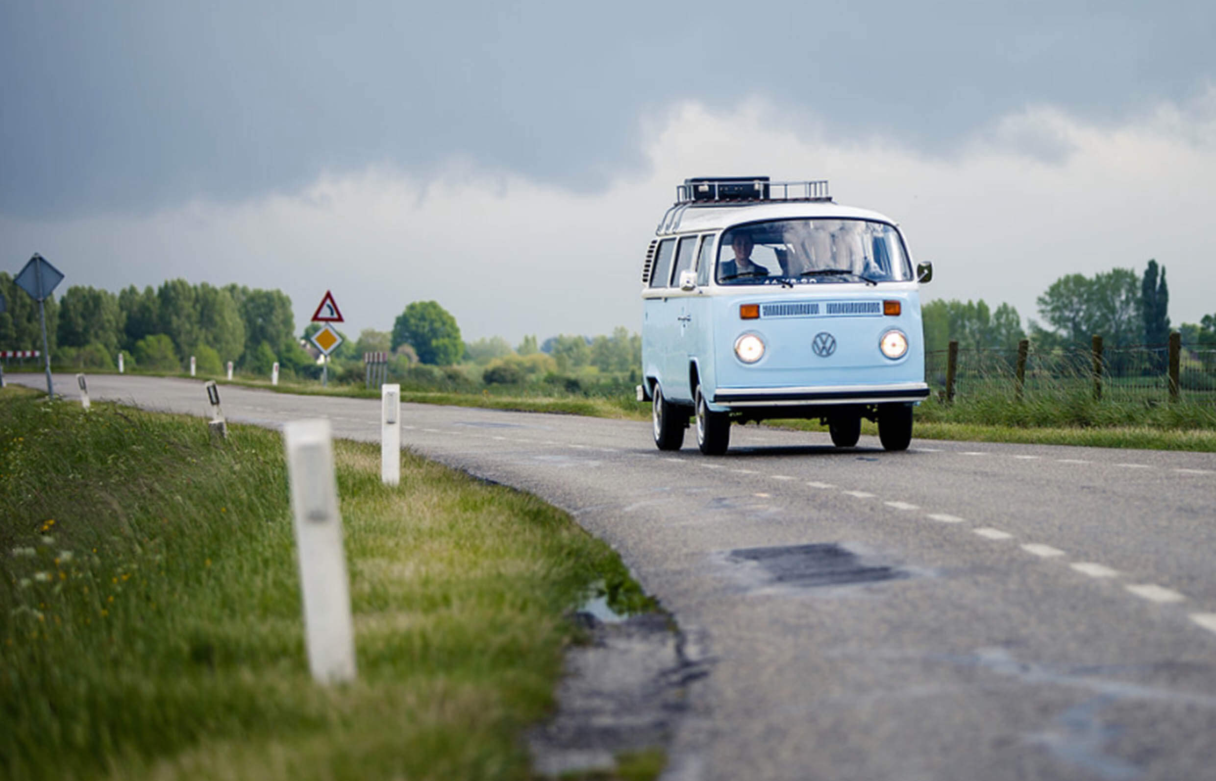 Huureenoldtimer ELEKTRISCHE VW BUS Header slider1