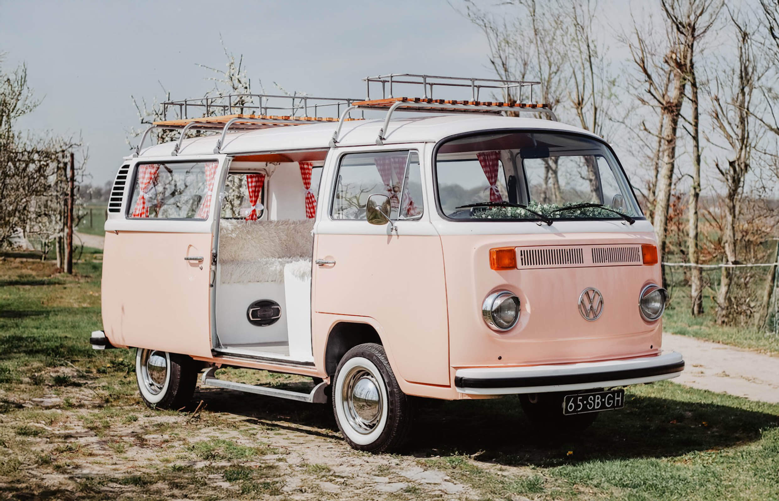 Huureenoldtimer Header slider T2 VW Busjes1