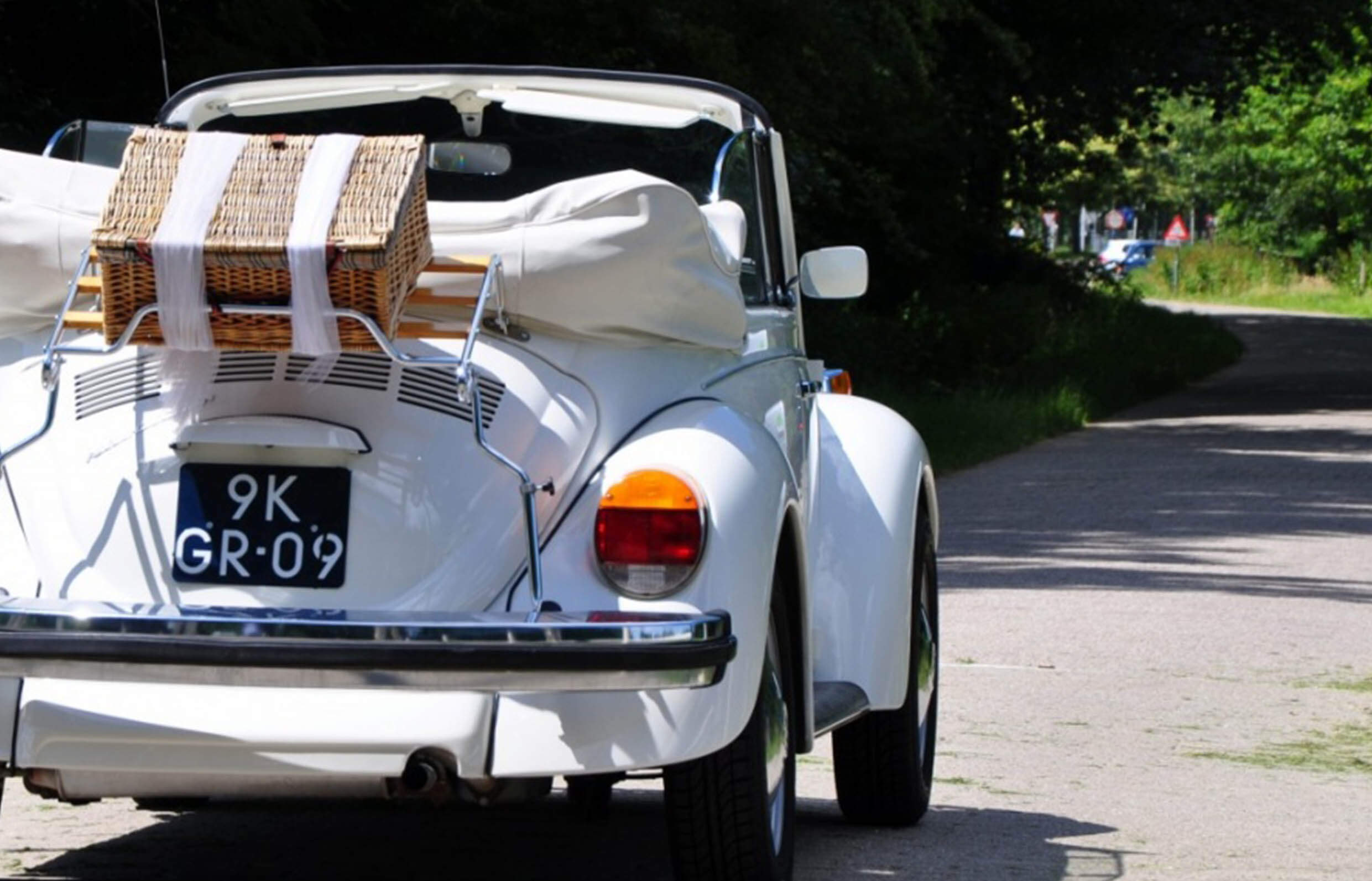 Huureenoldtimer CABRIO VW Kever Miss White1 Header slider