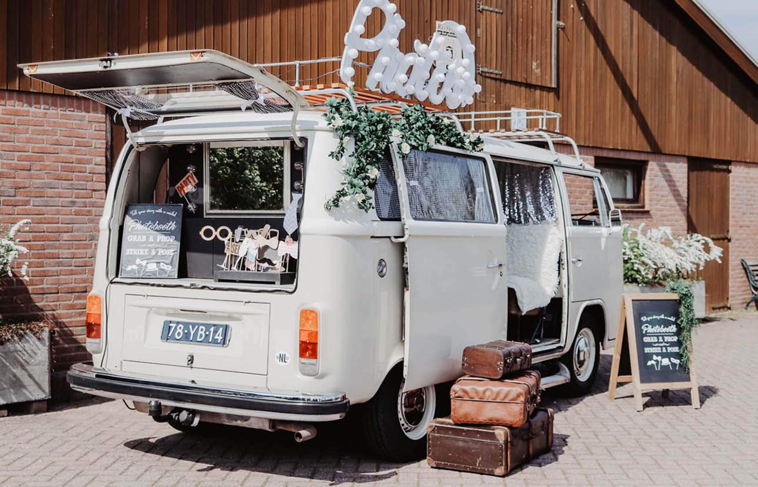 Huureenoldtimer PHOTOBOOTH T2 Busjes Header slider2