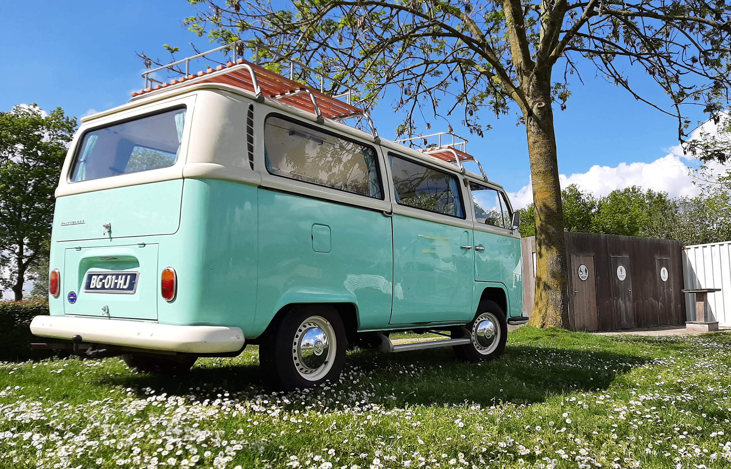 Huureenoldtimer T2 VW busje Minty2 Header slider