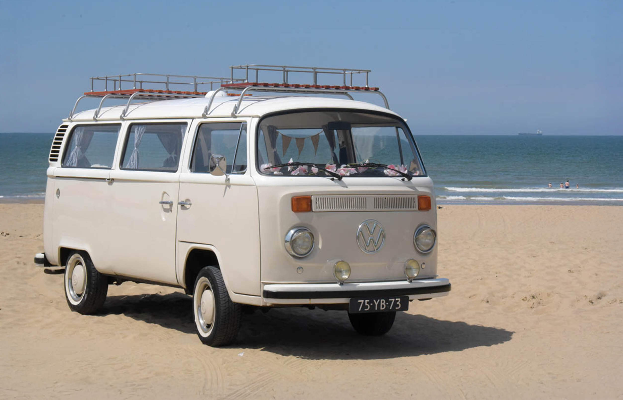 Huureenoldtimer T2 VW busje Sandy1 Header slider