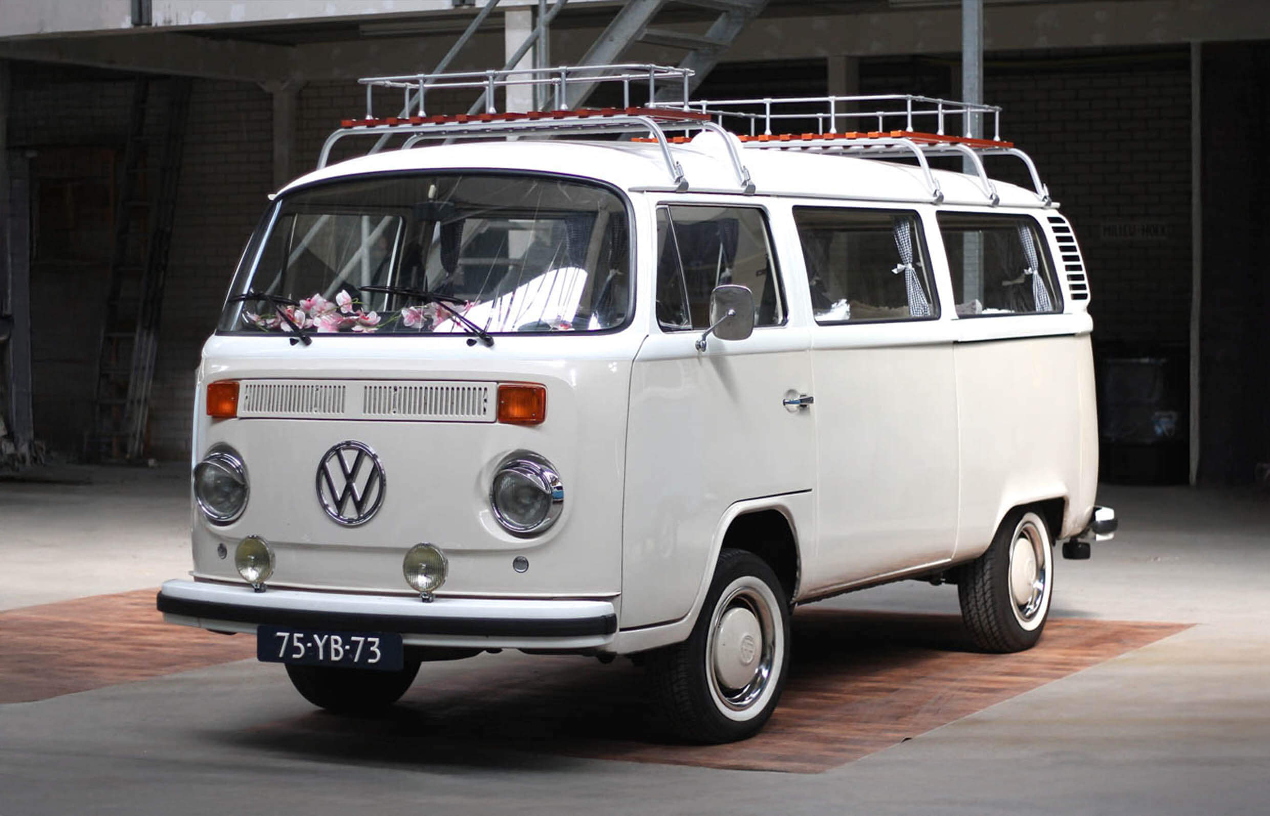 Huureenoldtimer T2 VW busje Sandy2 Header slider