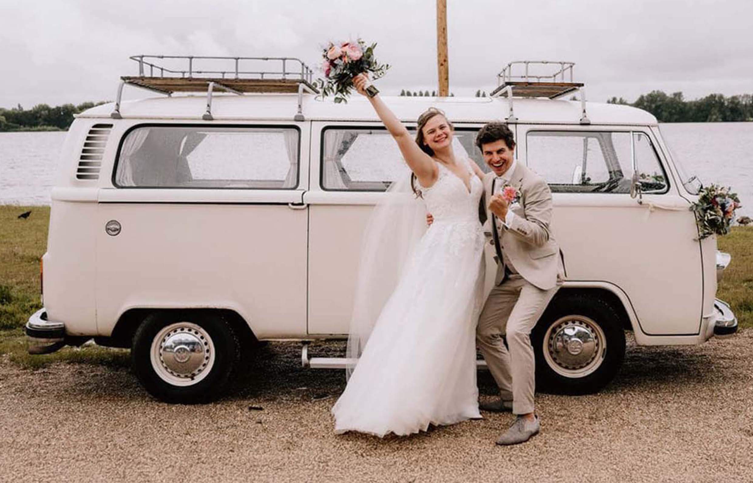 Huureenoldtimer T2 VW trouwbus Sandy2 Header slider